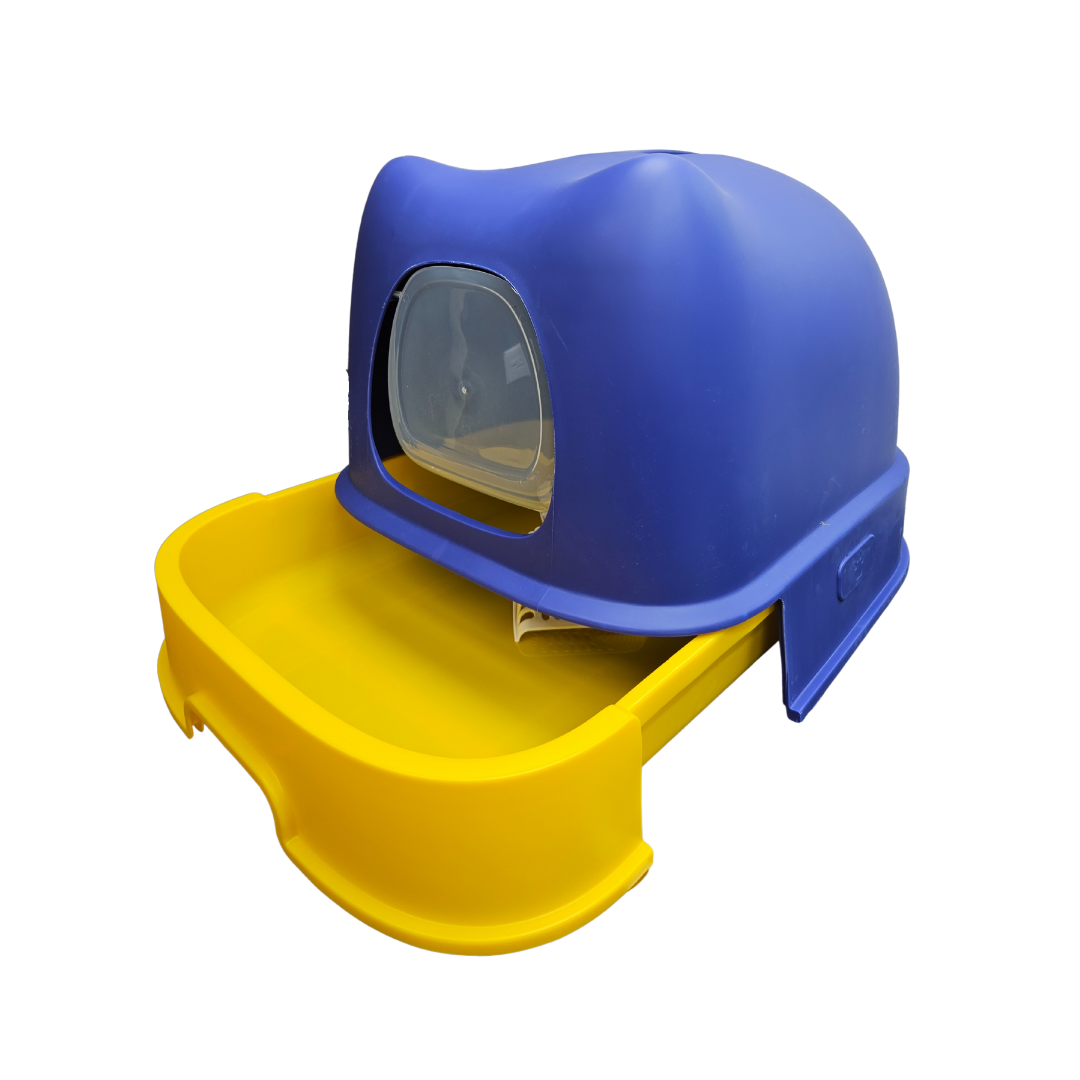 Cat Litter Box Close